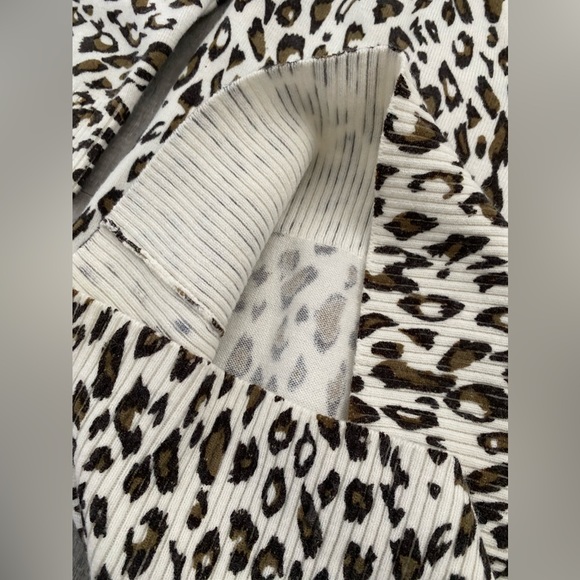 Vintage Forever 21 Cheetah Print Sweater Top Size Large - Picture 4 of 6